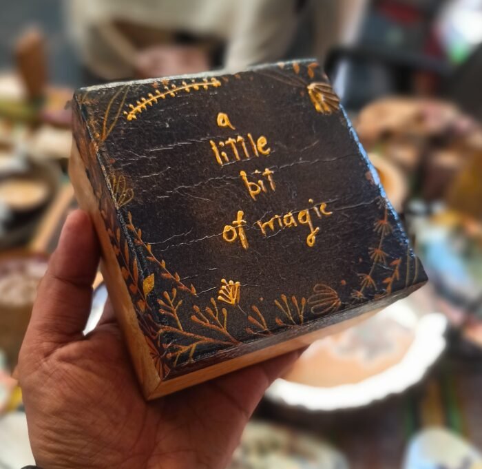 A Little Bit of Magic Candle - Image 2